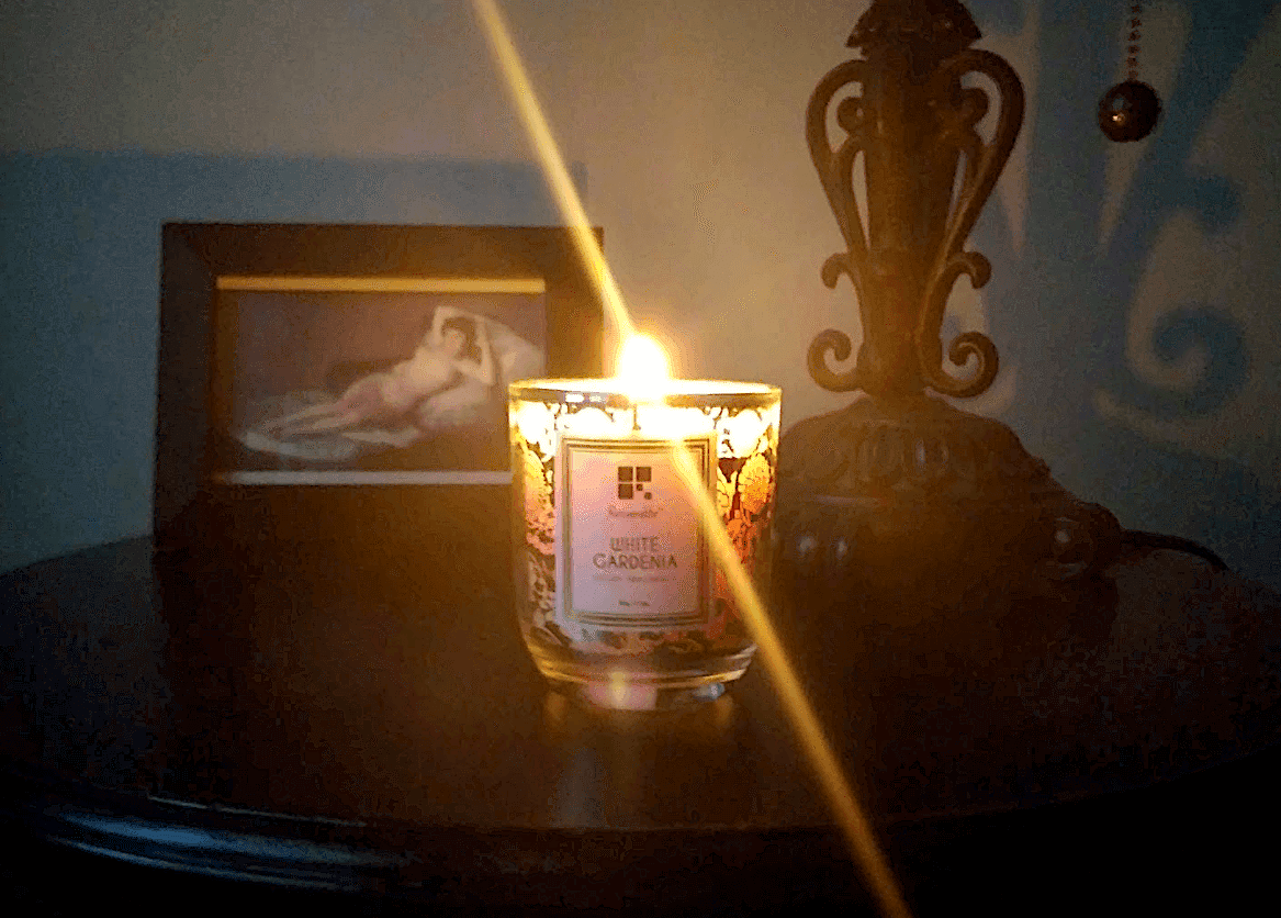 Resveralife White Gardenia Scented Candle review